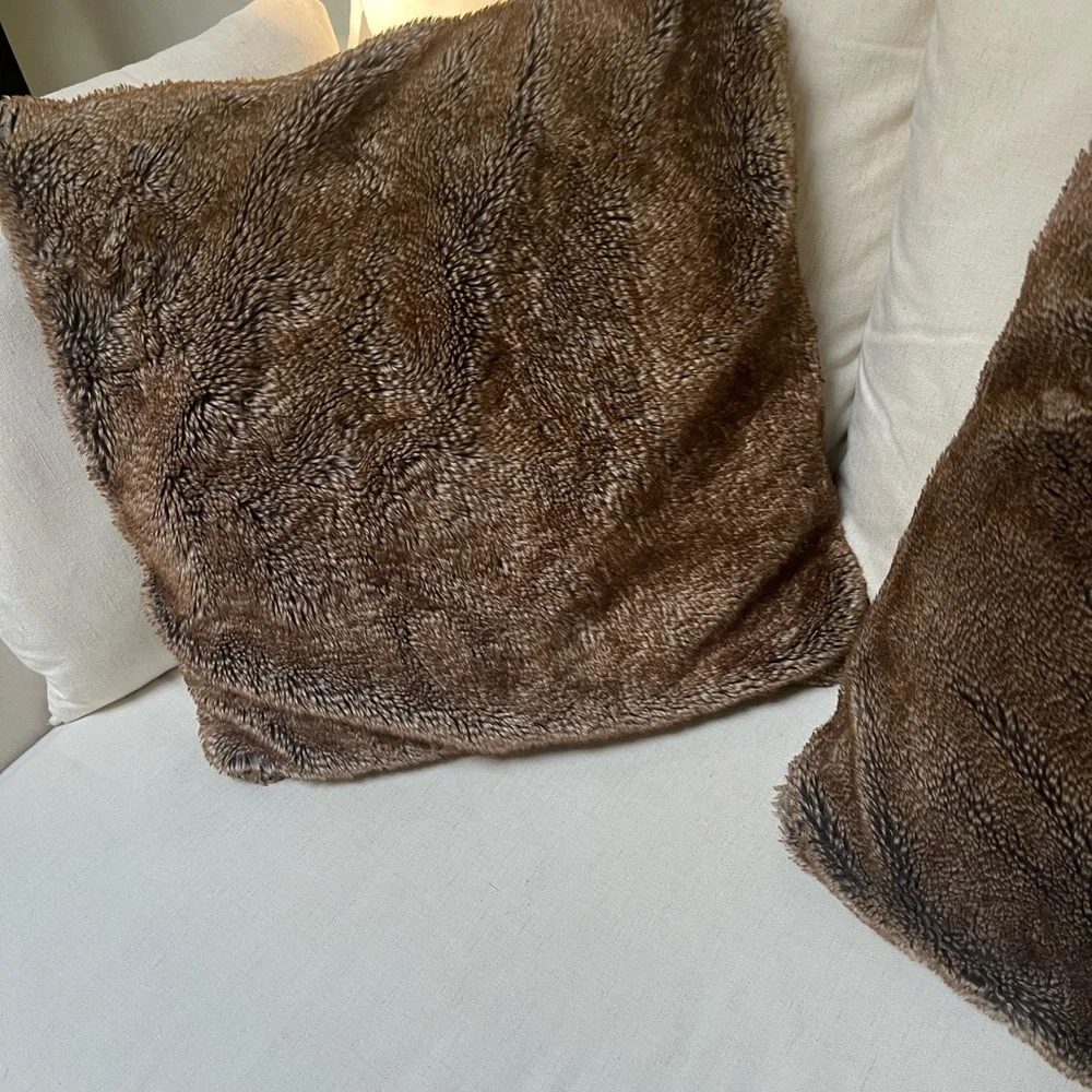Frontgate Two Luxurious Brown Faux Fur Accent Pillows - Picture 2 of 6